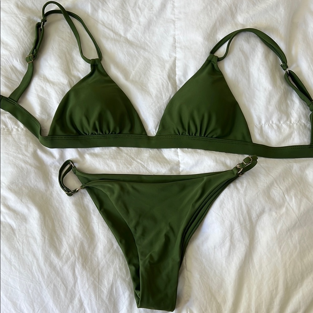 Monday Swimwear Bikini Set
